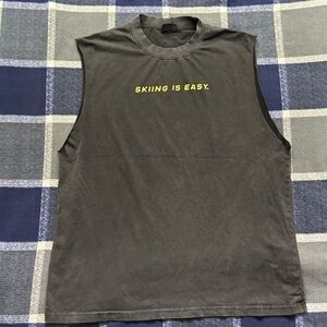 Men’s XL Skiing is Easy Aprés Beach Club Sleeveless Shirt